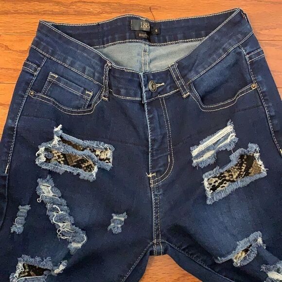 NWOT size 6 jeans - Picture 4 of 10